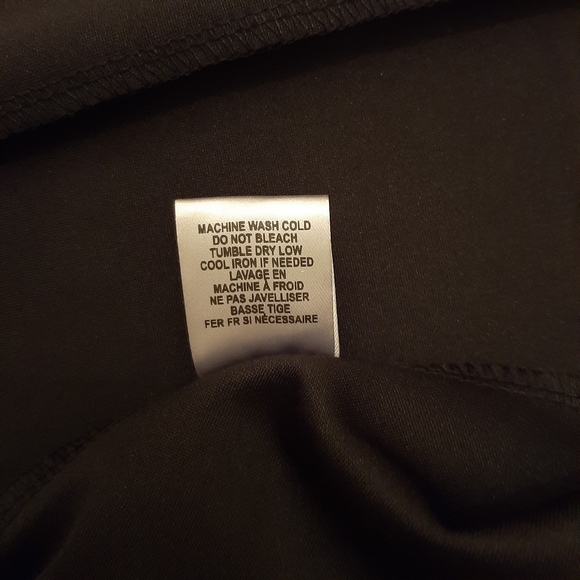 Black Scallop Dress - Picture 6 of 7